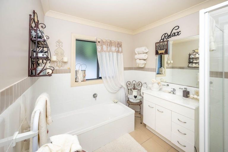 Photo of property in 18 Gambia Grove, Flagstaff, Hamilton, 3210