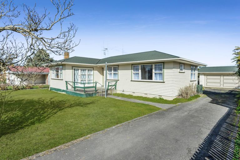 Photo of property in 1 Clifford Street, Morrinsville, 3300