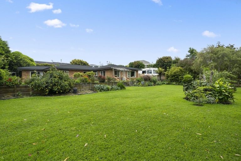 Photo of property in 35 Wood Leigh, Paraparaumu Beach, Paraparaumu, 5032