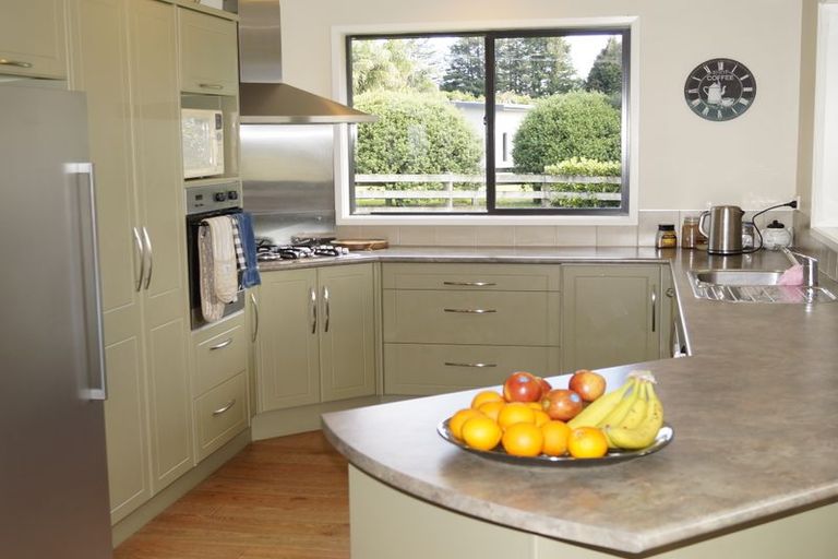 Photo of property in 7 Kotare Heights, Kerikeri, 0230