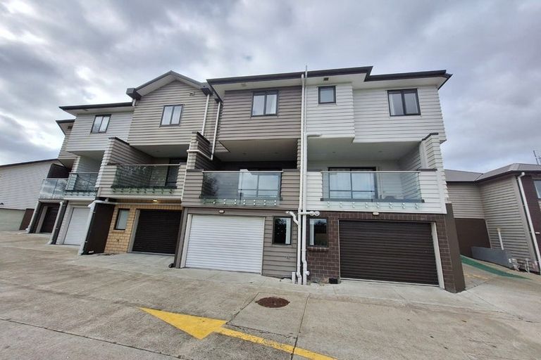 Photo of property in 24 Wallson Crescent, Wiri, Auckland, 2104