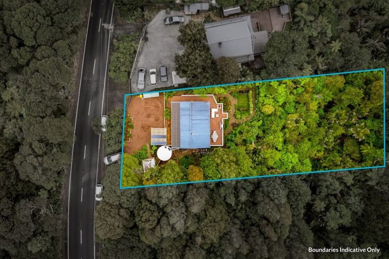 Photo of property in 705 Scenic Drive, Henderson Valley, Auckland, 0612