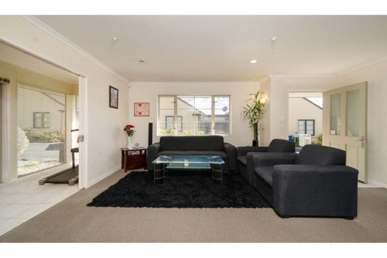 Photo of property in St Claire Village, 167/172 Mcleod Road, Te Atatu South, Auckland, 0610