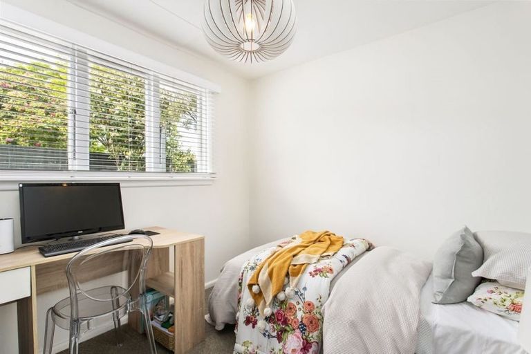 Photo of property in 2 Bullock Place, Ilam, Christchurch, 8041