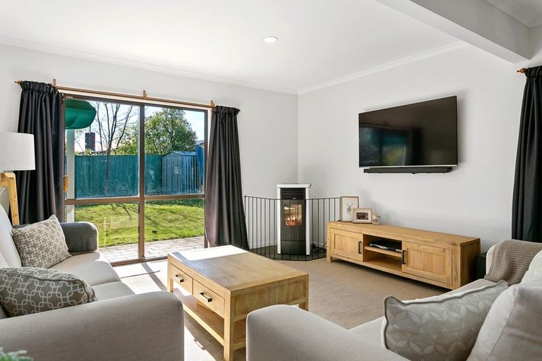 Photo of property in 66 Hyde Avenue, Richmond Heights, Taupo, 3330