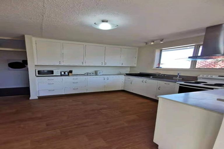 Photo of property in 49 Toorak Avenue, Avonhead, Christchurch, 8042