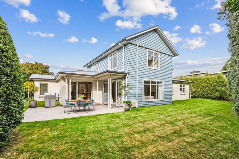 Photo of property in 3 Southleigh, Raumati South, Paraparaumu, 5032