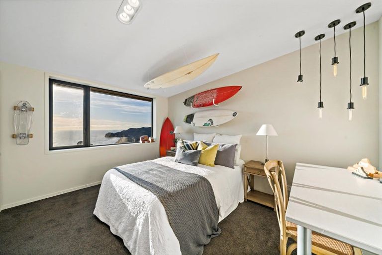 Photo of property in 81 Piha Road, Piha, New Lynn, 0772