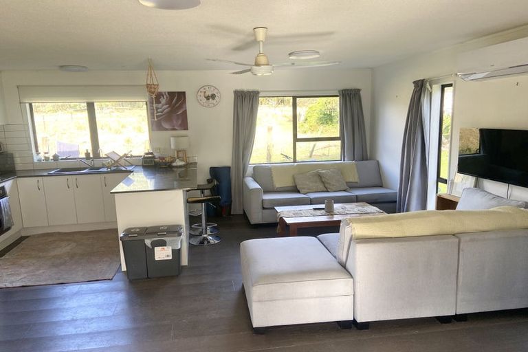 Photo of property in 1583 Dairy Flat Highway, Dairy Flat, Albany, 0794