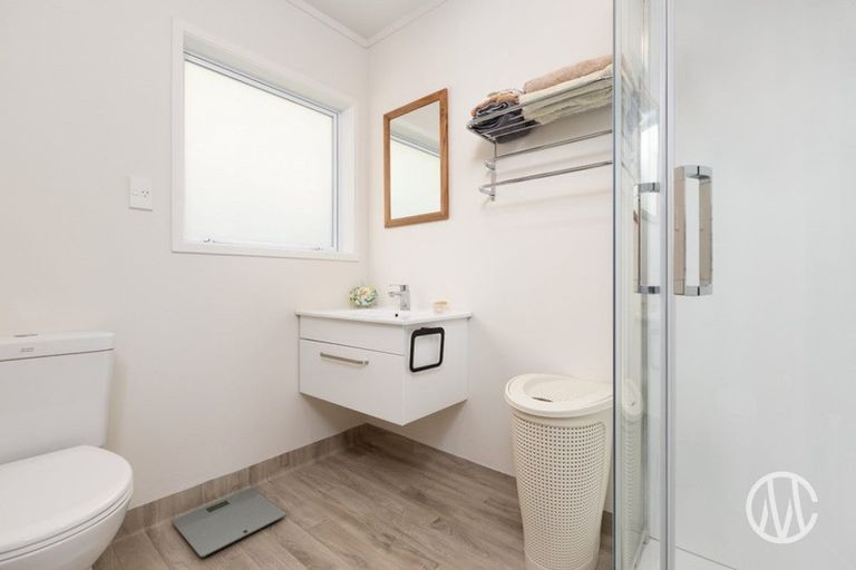 Photo of property in 61 Victory Street, Welcome Bay, Tauranga, 3112