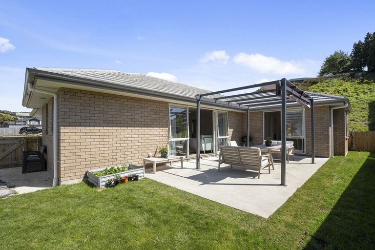 Photo of property in 93a Karamea Street, Whalers Gate, New Plymouth, 4310