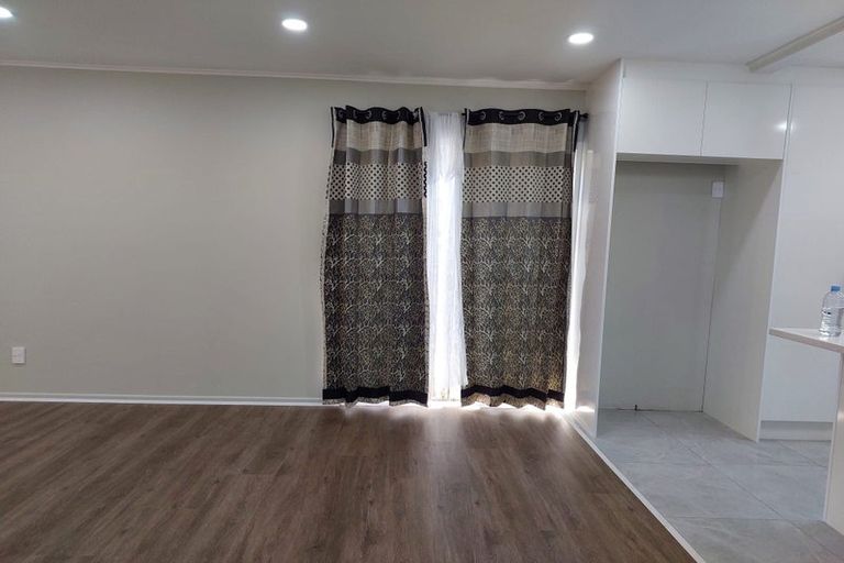 Photo of property in 38 Eddowes Street, Manurewa, Auckland, 2102