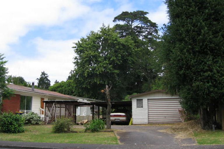 Photo of property in 26 Lauderdale Road, Birkdale, Auckland, 0626