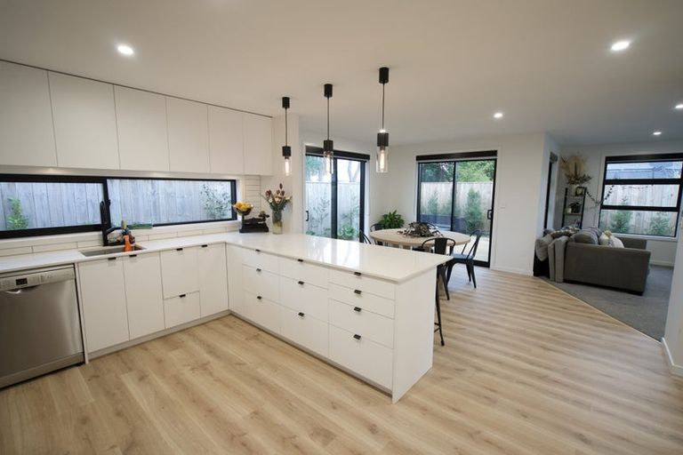 Photo of property in 23a Karina Terrace, Roslyn, Palmerston North, 4414