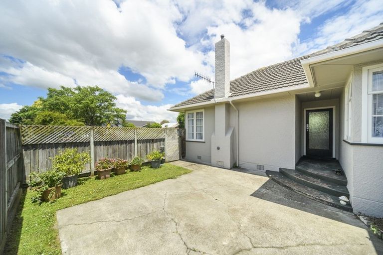 Photo of property in 25 Limbrick Street, Terrace End, Palmerston North, 4410