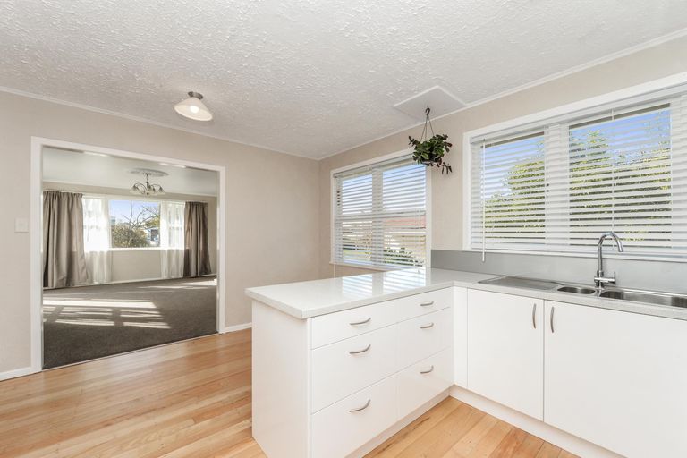 Photo of property in 1 Clifford Street, Morrinsville, 3300