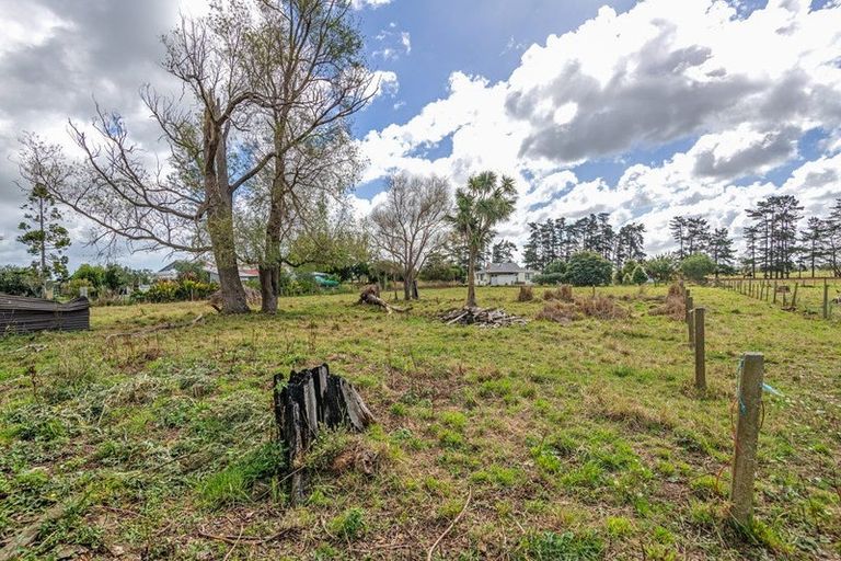 Photo of property in 9-15 Nikau Street, Tokomaru, Palmerston North, 4474