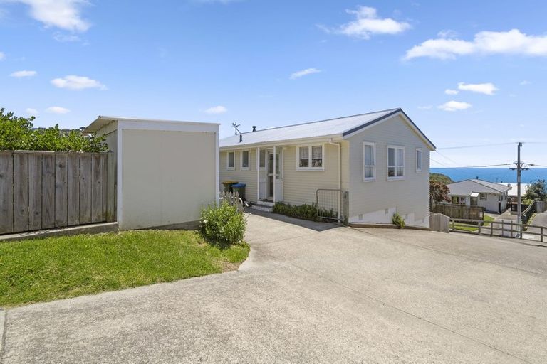Photo of property in 24 Matatiro Street, Titahi Bay, Porirua, 5022