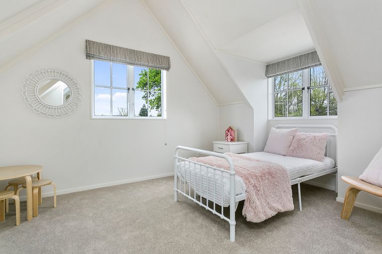 Photo of property in 47 Moore Street, Leamington, Cambridge, 3432