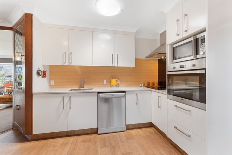 Photo of property in 39 Cordelia Street, Stratford, 4332