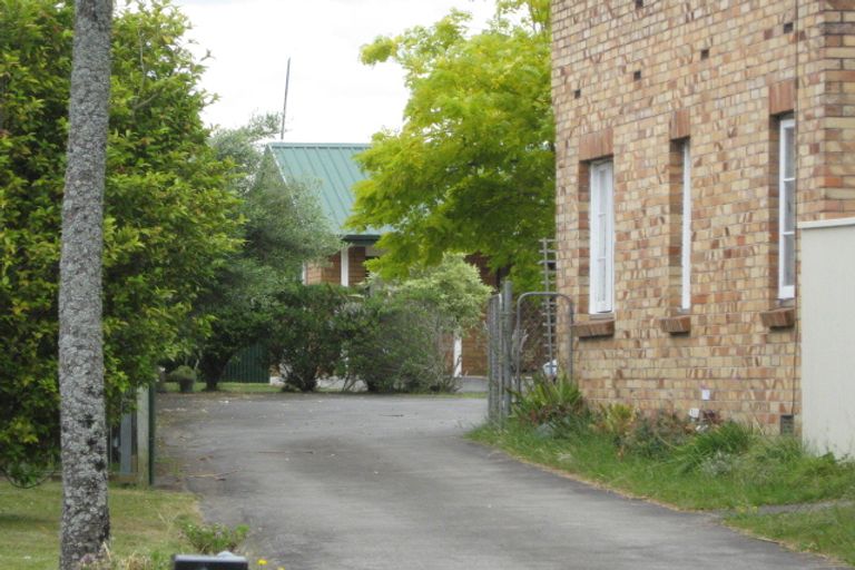 Photo of property in 163 Seddon Street, Pukekohe, 2120