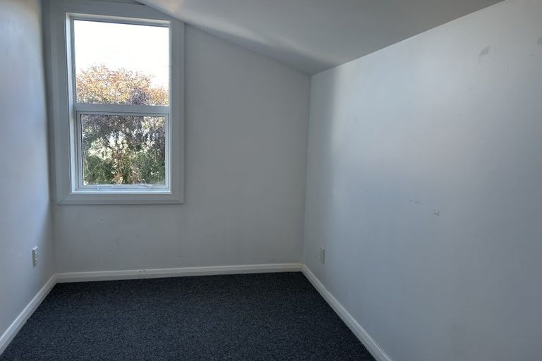 Photo of property in 7 Cornwall Road, Lyttelton, 8082