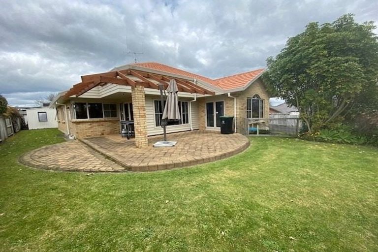 Photo of property in 4 Knightsbridge Place, Bethlehem, Tauranga, 3110