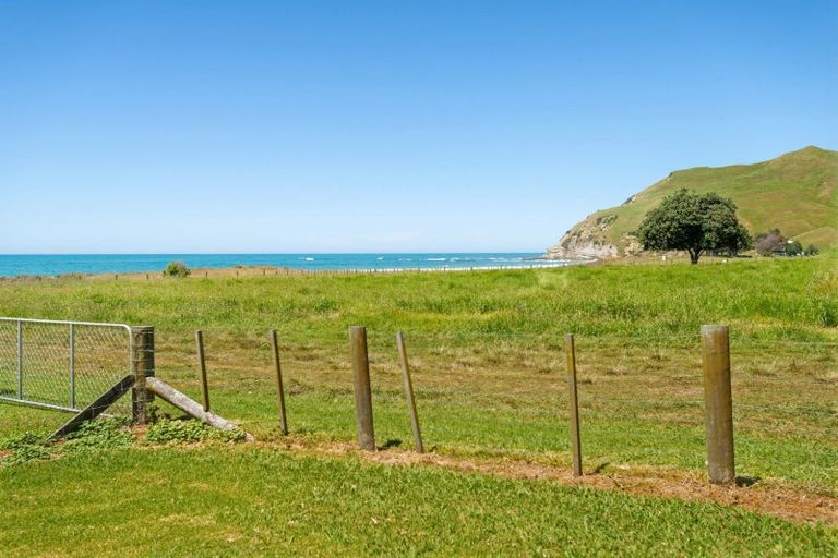 Photo of property in 1459d Anaura Road, Anaura Bay, Tokomaru Bay, 4079