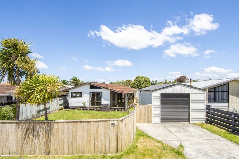 Photo of property in 170 Dickson Road, Papamoa Beach, Papamoa, 3118