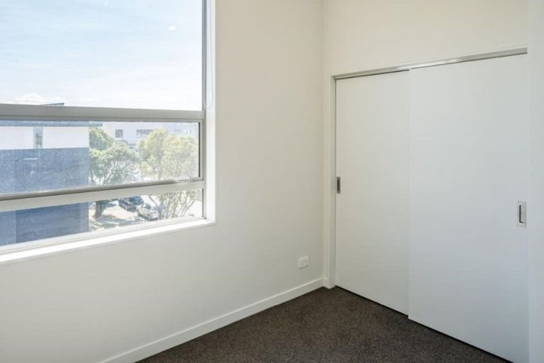Photo of property in 2/36 Tacy Street, Kilbirnie, Wellington, 6022