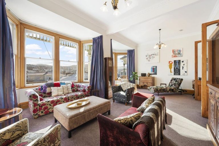 Photo of property in 71 Austin Street, Mount Victoria, Wellington, 6011