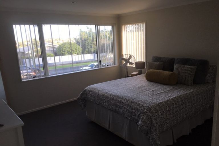 Photo of property in 70 Ngataringa Road, Devonport, Auckland, 0624