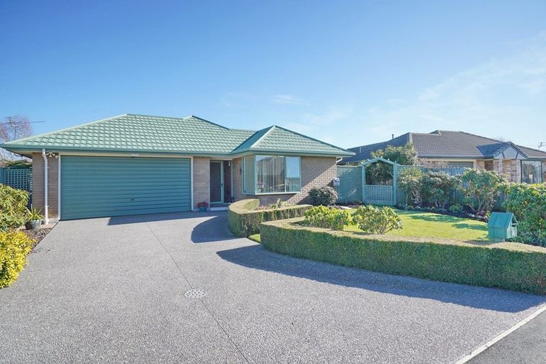 Photo of property in 14 Jerez Place, Hei Hei, Christchurch, 8042