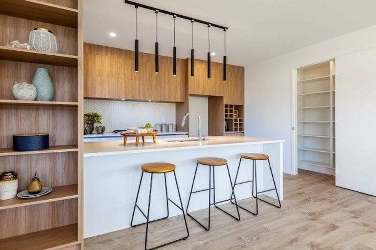 Photo of property in 12 Len Ireland Drive, Kumeu, 0810