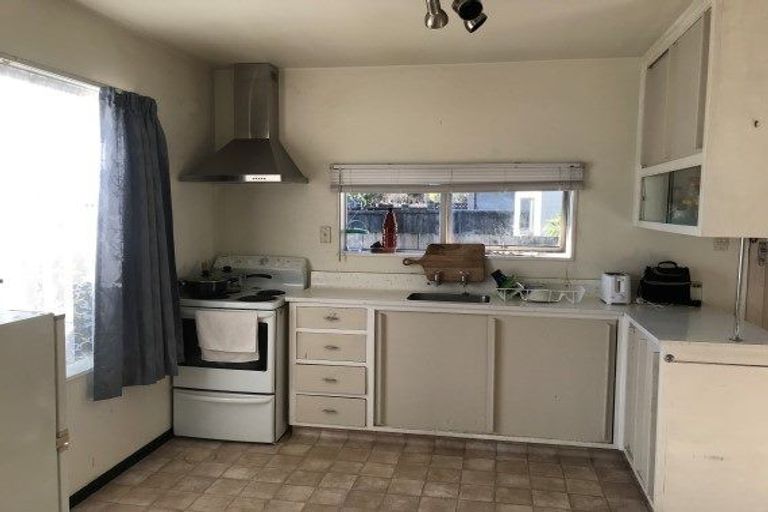 Photo of property in 1/118 Lincoln Road, Addington, Christchurch, 8024