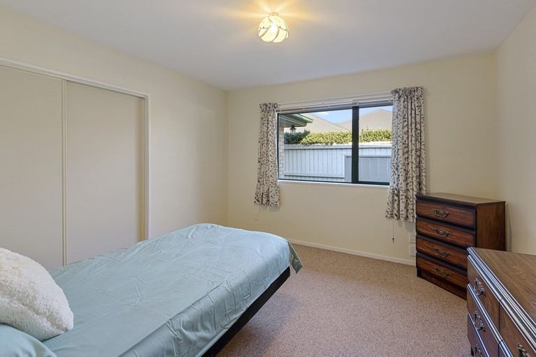 Photo of property in 31 Providence Place, Redwood, Christchurch, 8051