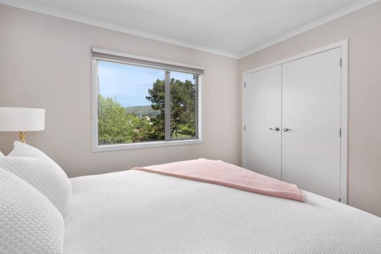 Photo of property in 17a Gloucester Street, Cannons Creek, Porirua, 5024