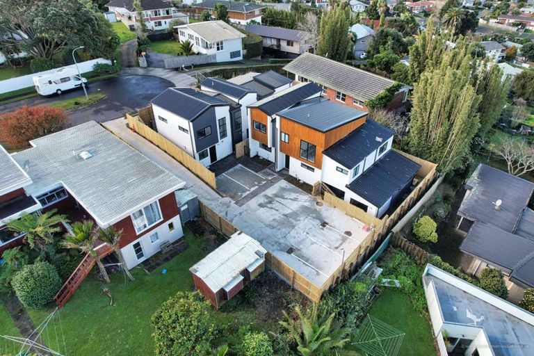 Photo of property in 13b Parkview Place, Pakuranga, Auckland, 2010