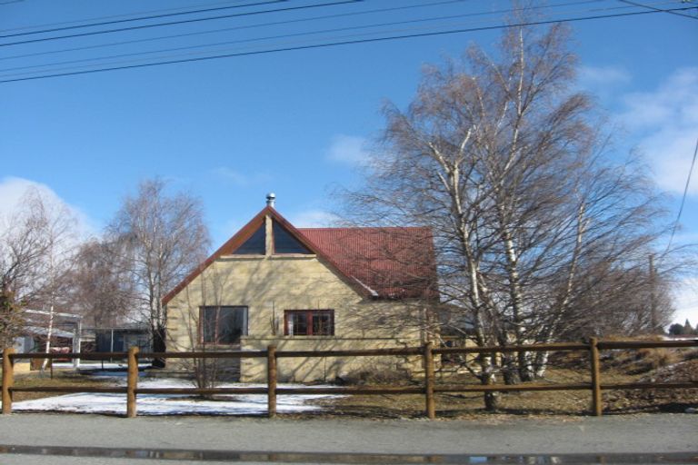 Photo of property in 230 Mackenzie Drive, Twizel, 7901