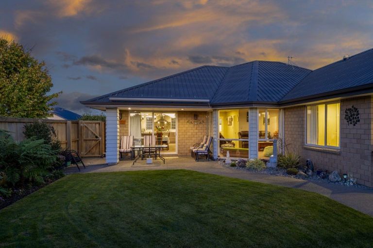 Photo of property in 15 Sutherland Drive, Kaiapoi, 7630