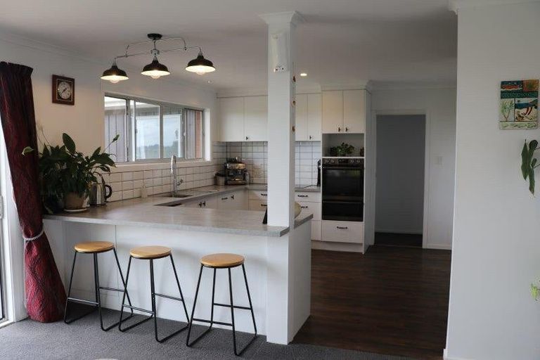 Photo of property in 2220 Kakaramea Road, Ngahinapouri, Hamilton, 3290