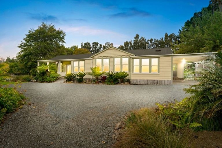 Photo of property in 894 Horseshoe Bush Road, Waitoki, Kaukapakapa, 0871