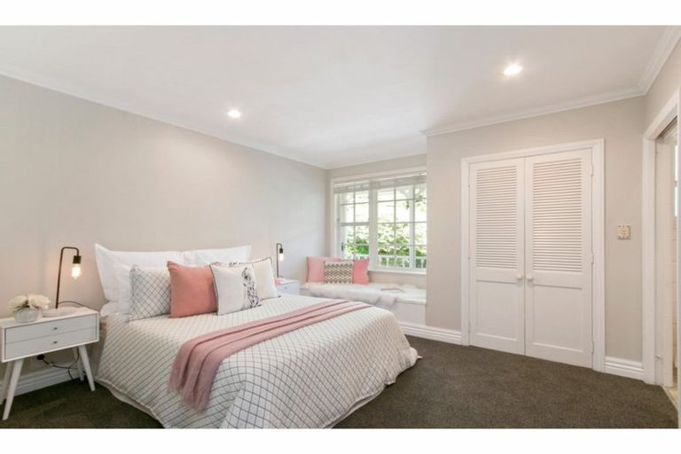 Photo of property in 91 Harbour View Road, Harbour View, Lower Hutt, 5010