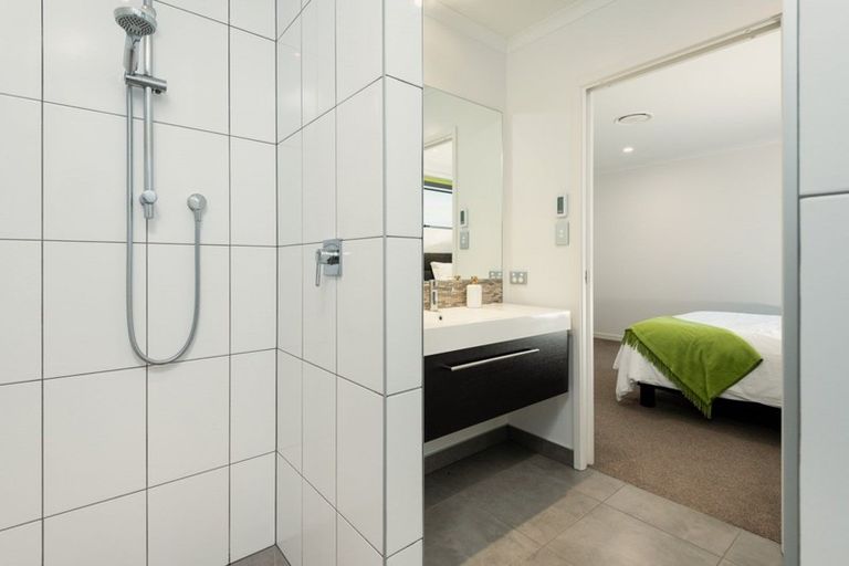 Photo of property in 187 Lakes Boulevard, Pyes Pa, Tauranga, 3112