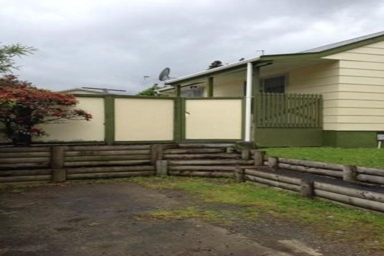 Photo of property in 1/23 Gemstone Drive, Birchville, Upper Hutt, 5018