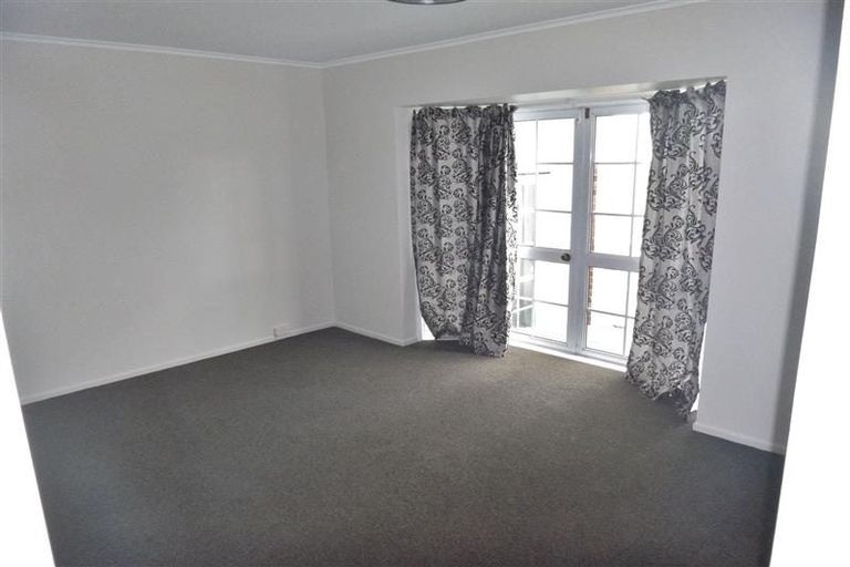Photo of property in 43 Hallberry Road, Mangere East, Auckland, 2024
