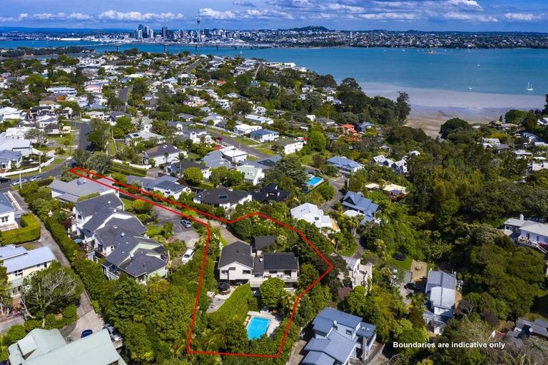 Photo of property in 22b Mariposa Crescent, Birkenhead, Auckland, 0626