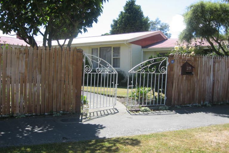 Photo of property in 29 Lochee Road, Upper Riccarton, Christchurch, 8041
