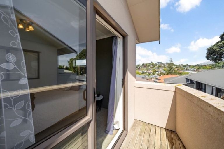 Photo of property in 1/253 Saint Aubyn Street, New Plymouth, 4310