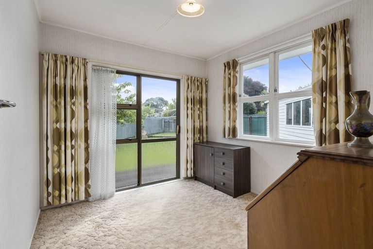 Photo of property in 19 Apollo Parade, Milson, Palmerston North, 4414